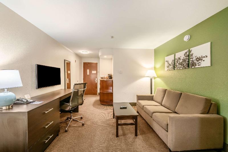 Sleep Inn & Suites Ruston Area image