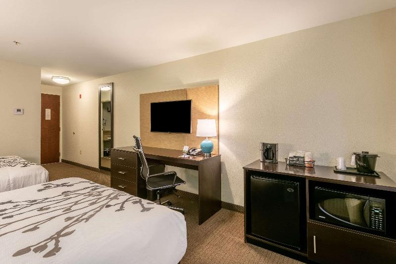 Sleep Inn & Suites Ruston Area image