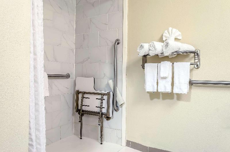 Quality Inn Ruston image