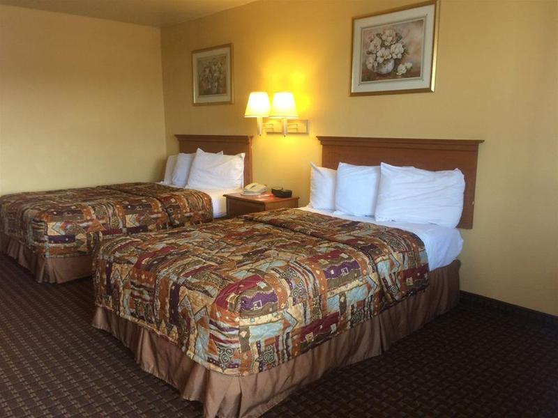 Econo Lodge Easton Route 50 image