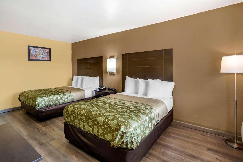 Econo Lodge Easton Route 50 image
