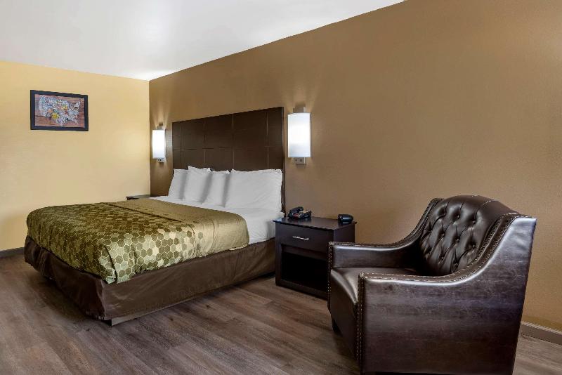 Econo Lodge Easton Route 50 image