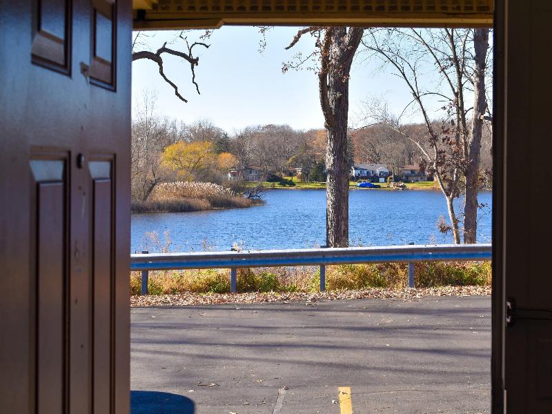 Rodeway Inn Auburn Hills image