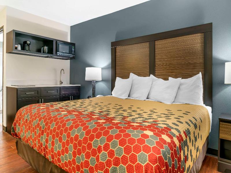 DOUBLE KING BED NON SMOKING — photo 4