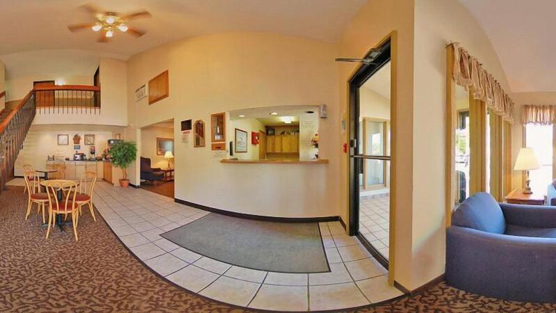 Rodeway Inn Red Wing image