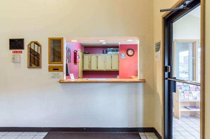 Rodeway Inn Red Wing image