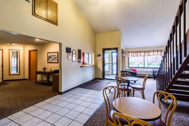 Rodeway Inn Red Wing image