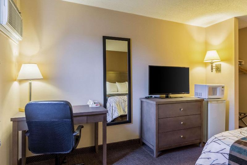Rodeway Inn Red Wing image