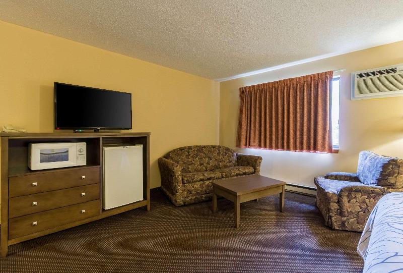 Rodeway Inn Red Wing image