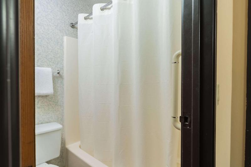 Rodeway Inn Red Wing image 5