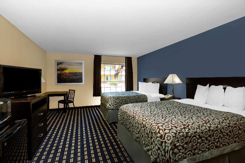 Days Inn by Wyndham Chillicothe image