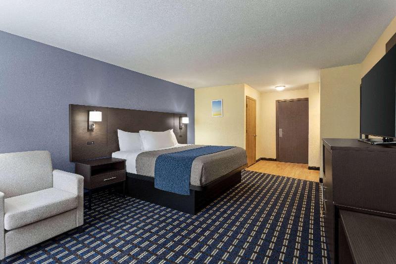 Days Inn by Wyndham Chillicothe image