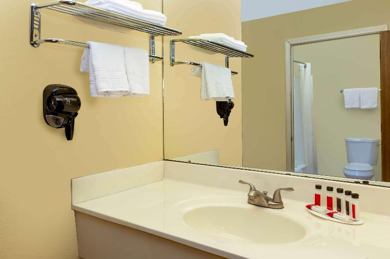 Days Inn by Wyndham Chillicothe image