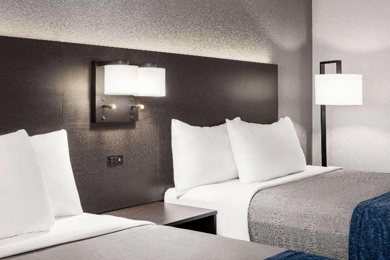 Days Inn by Wyndham Chillicothe image
