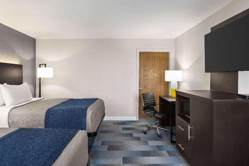 Days Inn by Wyndham Chillicothe image
