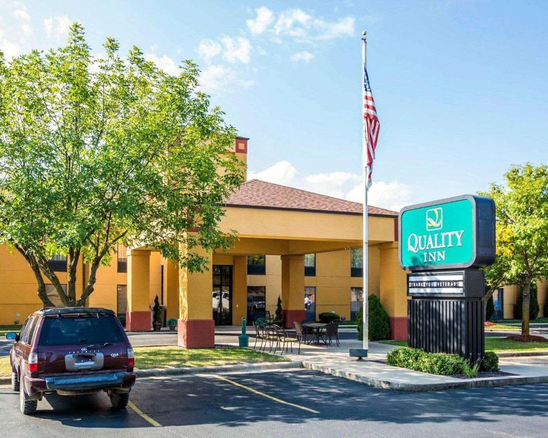 Quality Inn St. Robert - Ft. Leonard Wood image