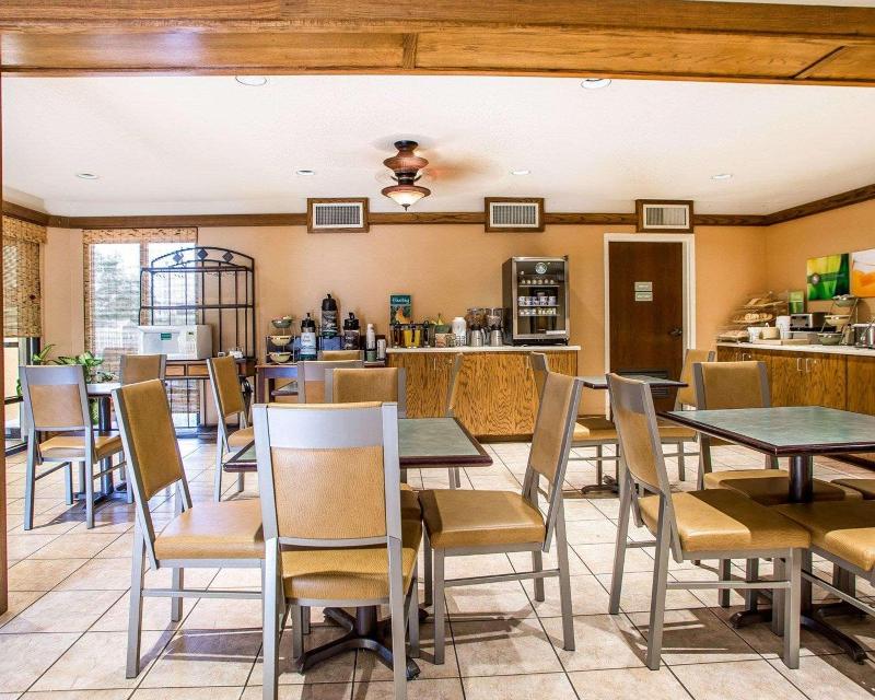 Quality Inn St. Robert - Ft. Leonard Wood image