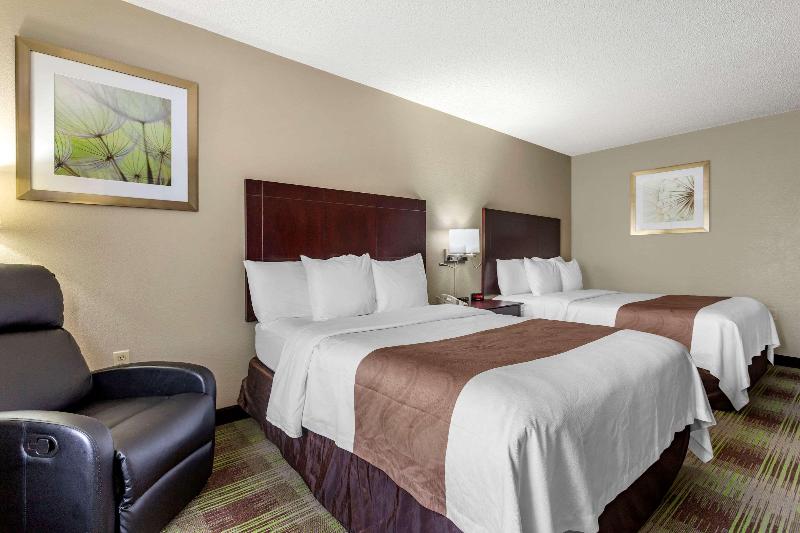 Quality Inn St. Robert - Ft. Leonard Wood image