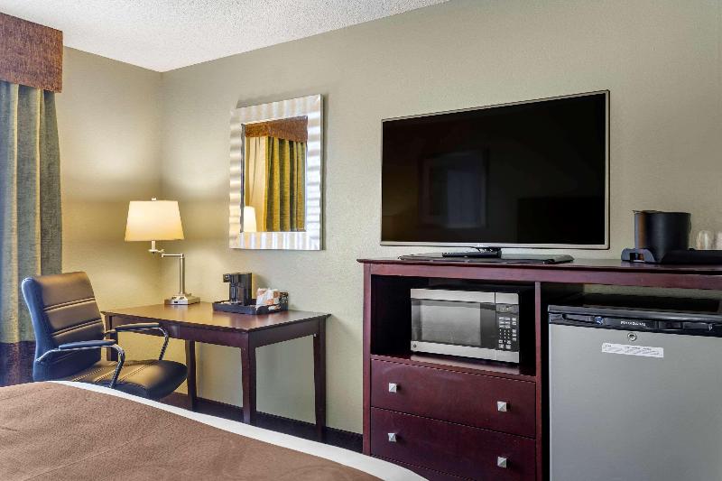 Quality Inn St. Robert - Ft. Leonard Wood image