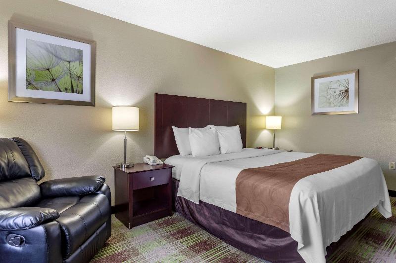 Quality Inn St. Robert - Ft. Leonard Wood image