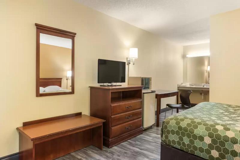 Bed room