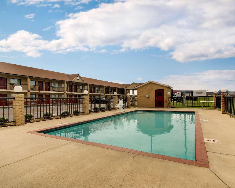 SureStay Hotel by Best Western Richland image