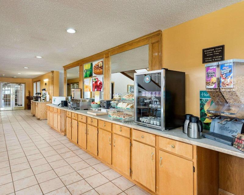 Quality Inn Robinsonville image 4
