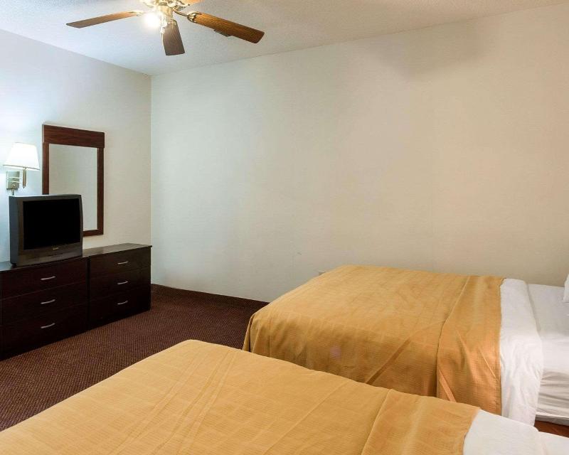 Quality Inn Robinsonville image