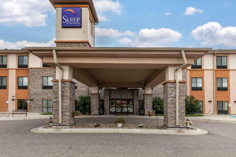 Sleep Inn & Suites Miles City I-94 image