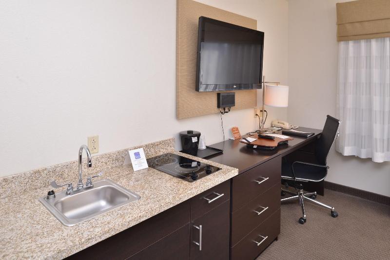 Sleep Inn & Suites Miles City I-94 image