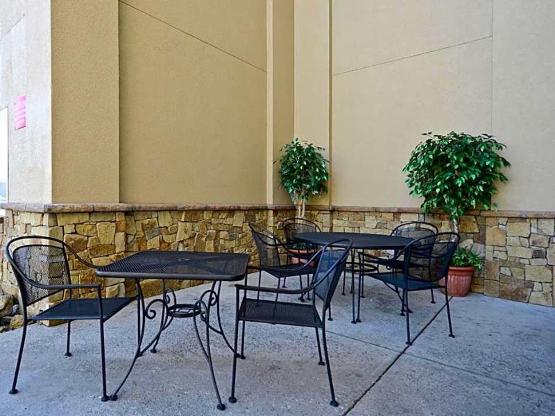 Yellowstone West Gate Hotel image