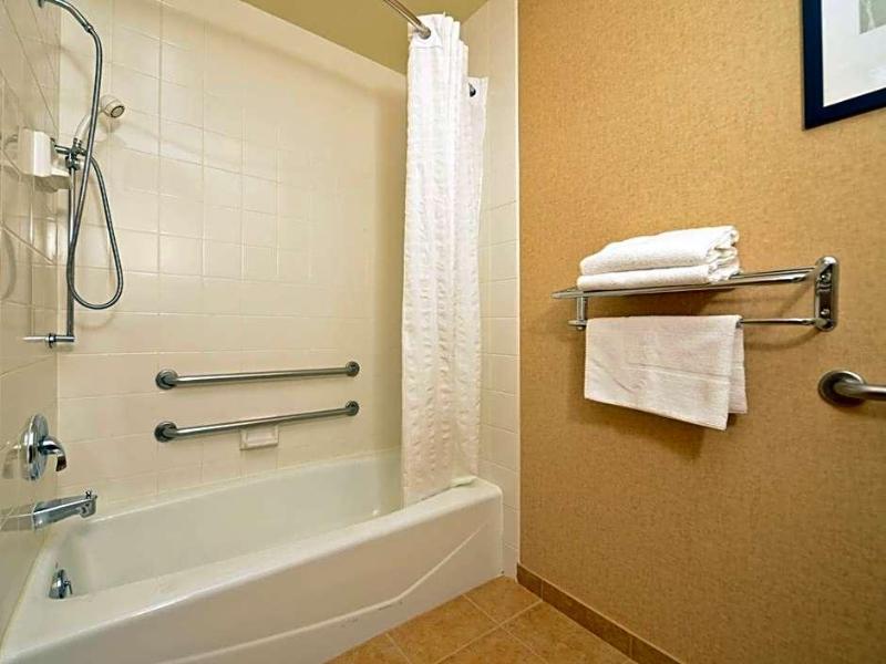 Yellowstone West Gate Hotel image