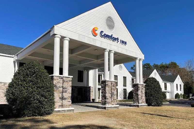 Comfort Inn Pinehurst - Southern Pines image