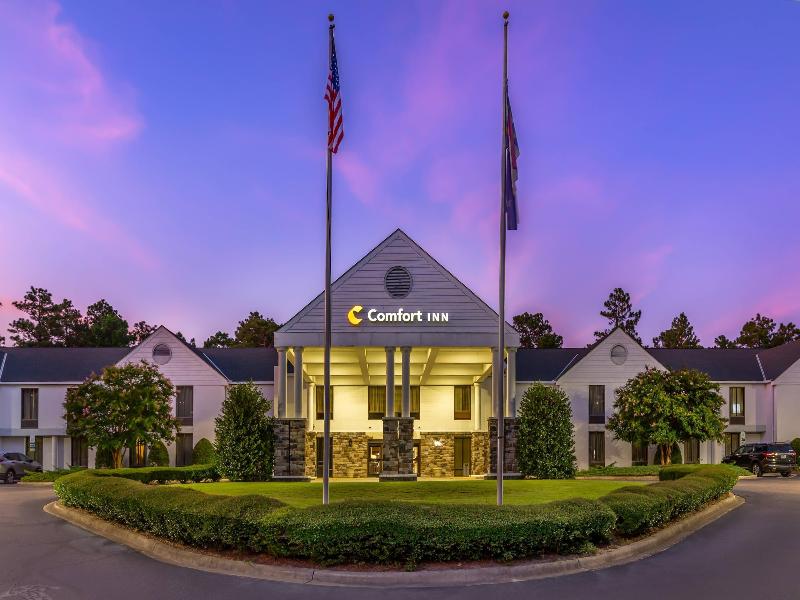Comfort Inn Pinehurst - Southern Pines image