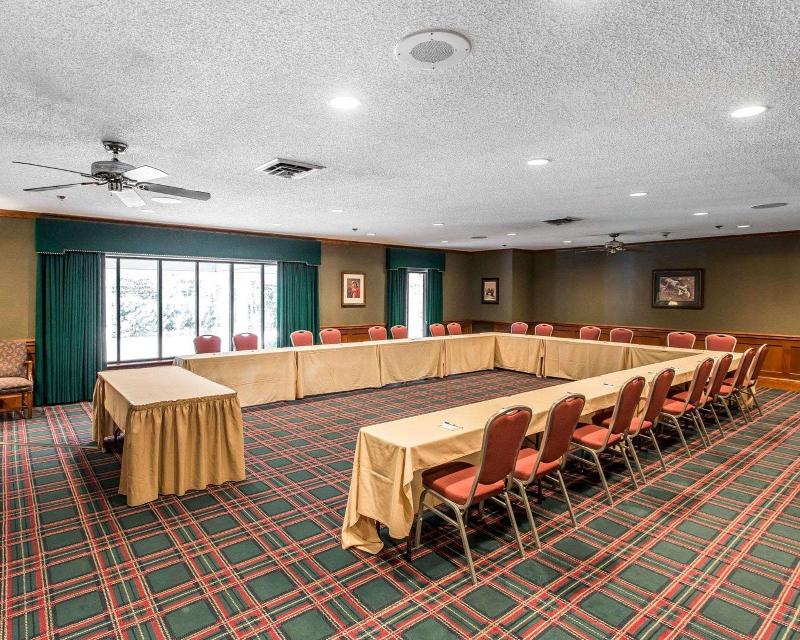 Comfort Inn Pinehurst - Southern Pines image