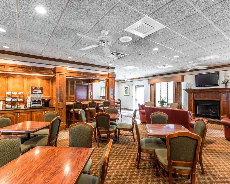 Comfort Inn Pinehurst - Southern Pines image