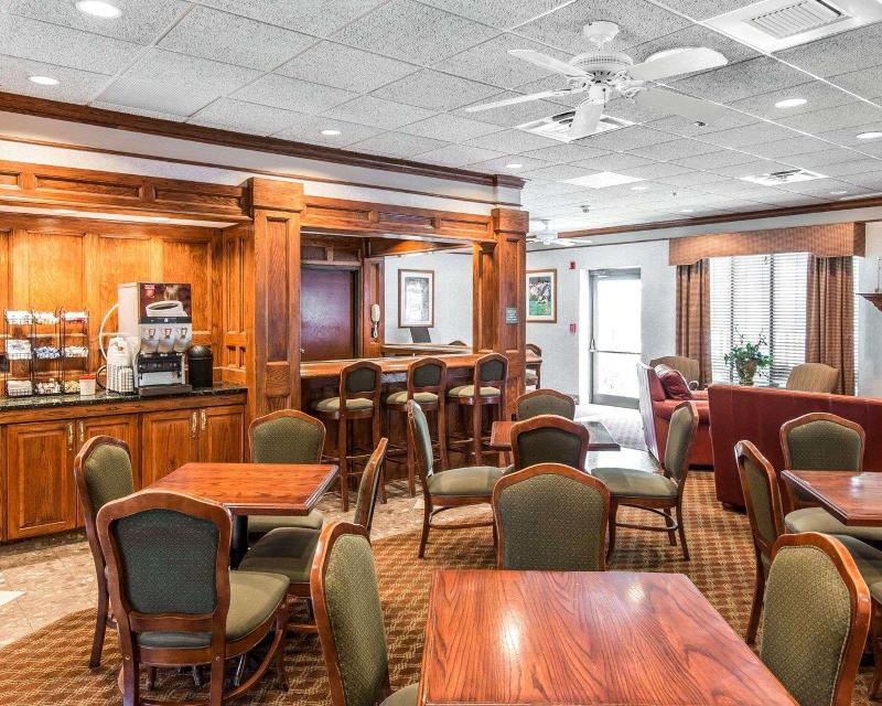 Comfort Inn Pinehurst - Southern Pines image