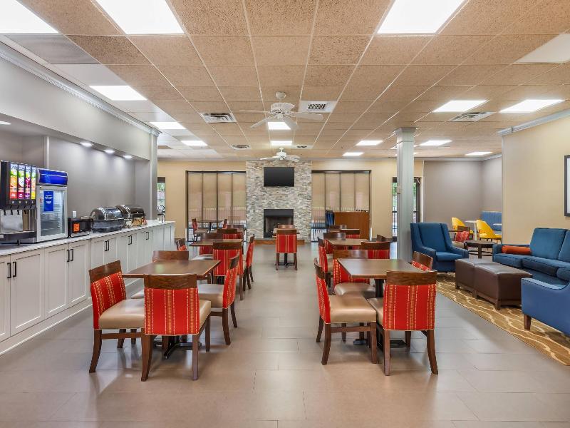 Comfort Inn Pinehurst - Southern Pines image