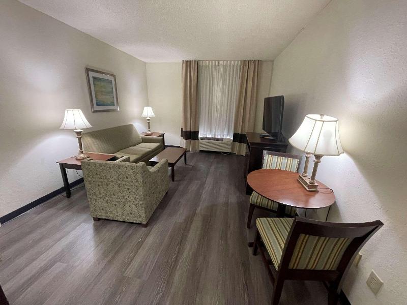 Comfort Inn Pinehurst - Southern Pines image