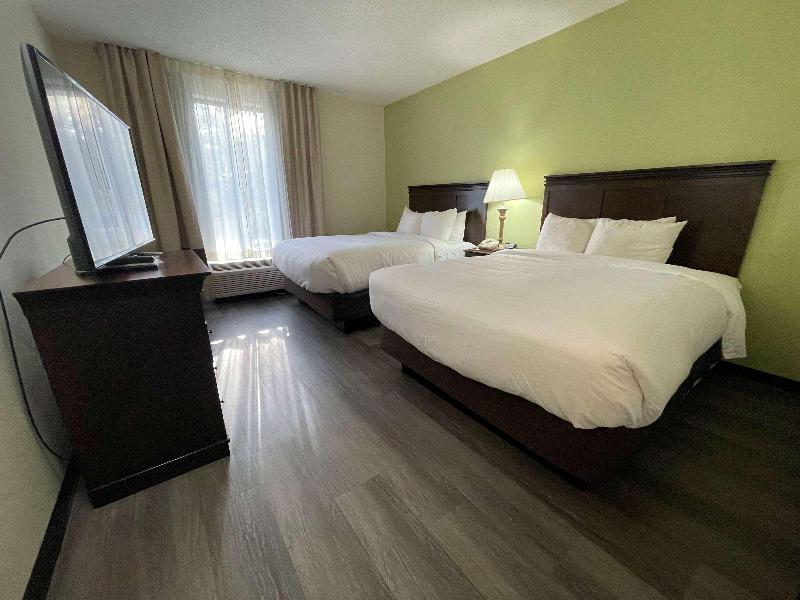 Comfort Inn Pinehurst - Southern Pines image