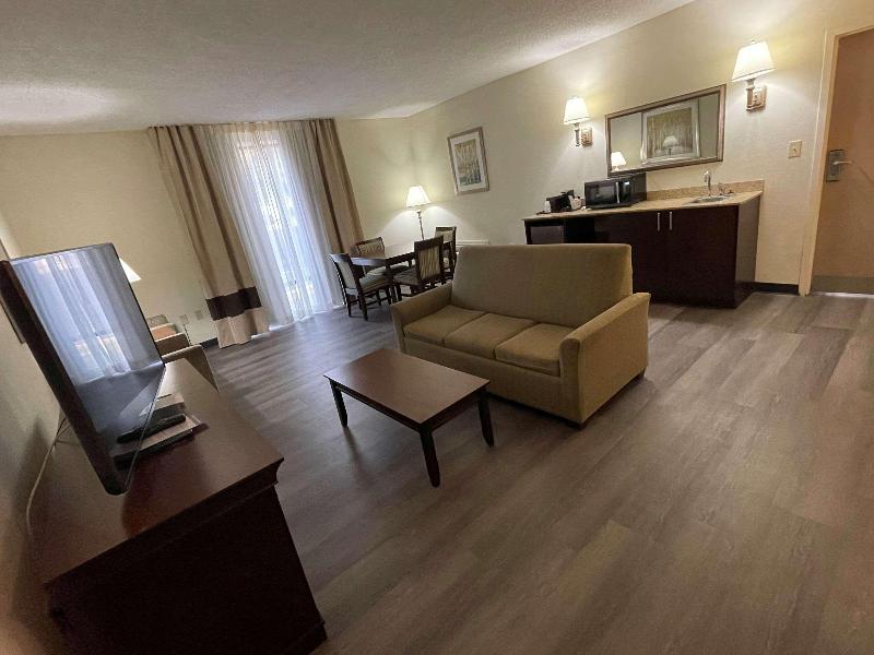 Comfort Inn Pinehurst - Southern Pines image