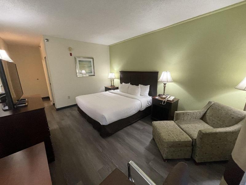 Comfort Inn Pinehurst - Southern Pines image