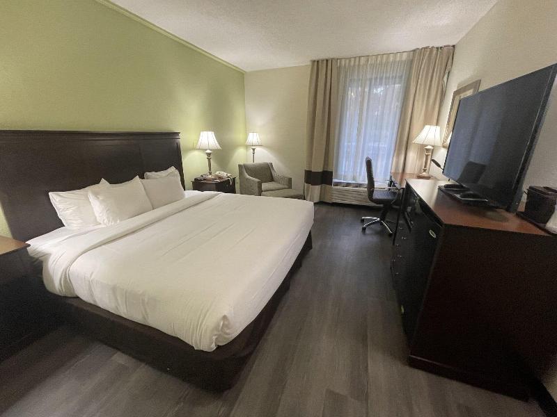 Comfort Inn Pinehurst - Southern Pines image