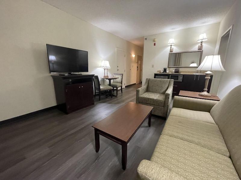 Comfort Inn Pinehurst - Southern Pines image