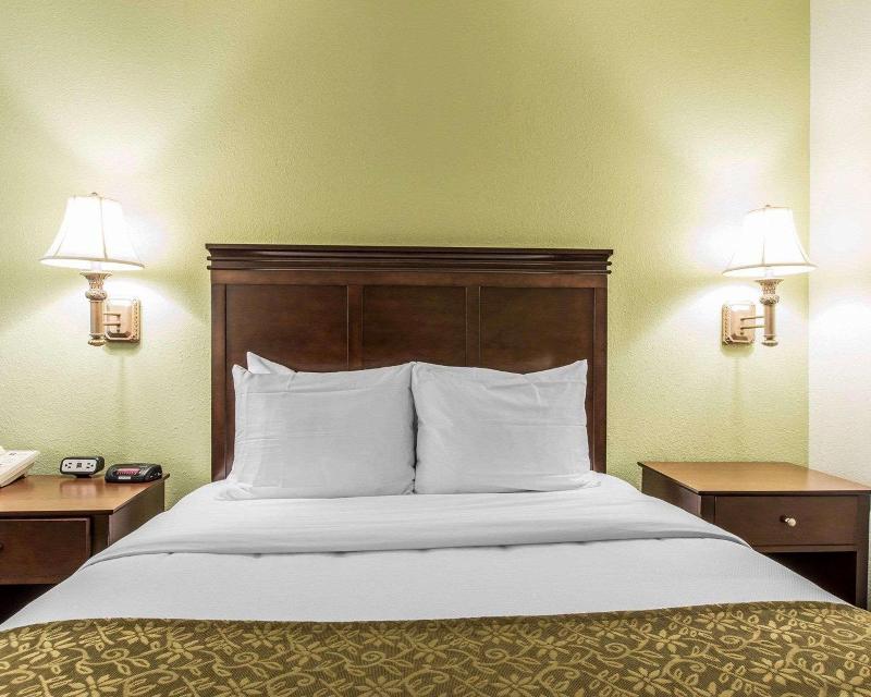 Comfort Inn Pinehurst - Southern Pines image