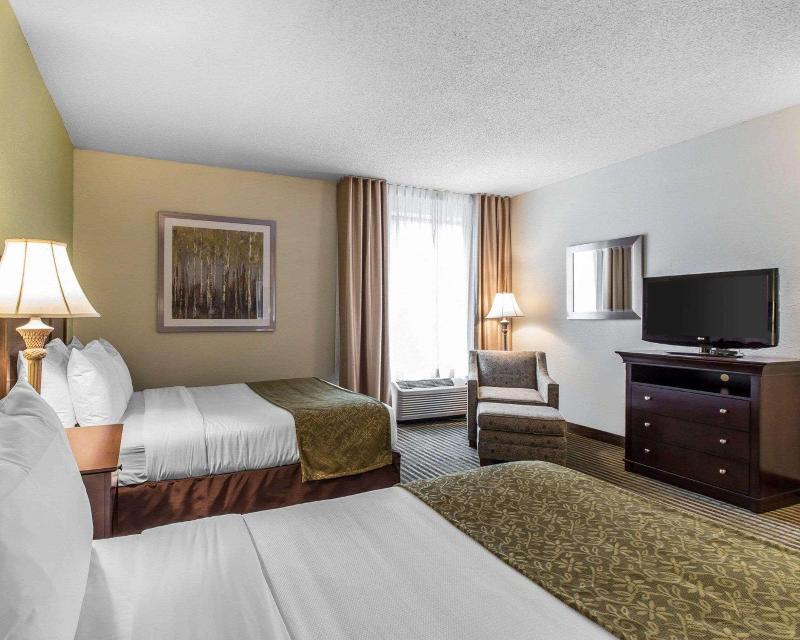 Comfort Inn Pinehurst - Southern Pines image