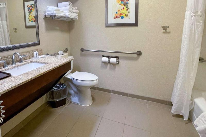 Comfort Inn Pinehurst - Southern Pines image
