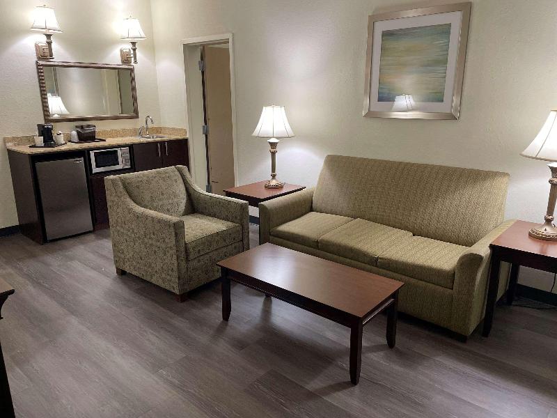 Comfort Inn Pinehurst - Southern Pines image