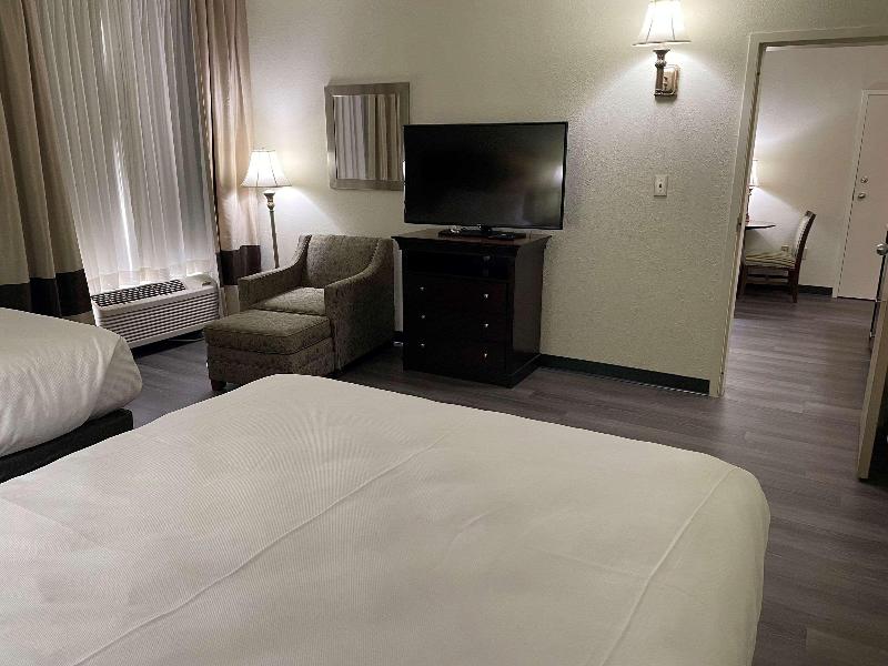 Comfort Inn Pinehurst - Southern Pines image