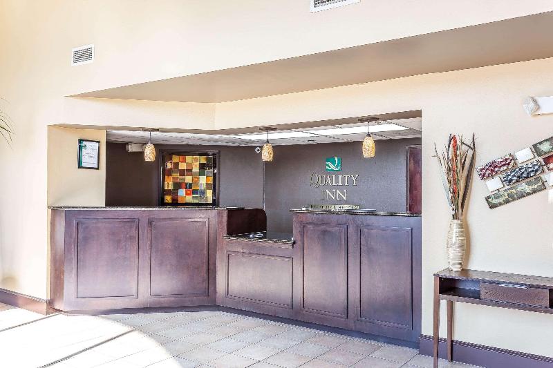 Quality Inn Warsaw I-40
